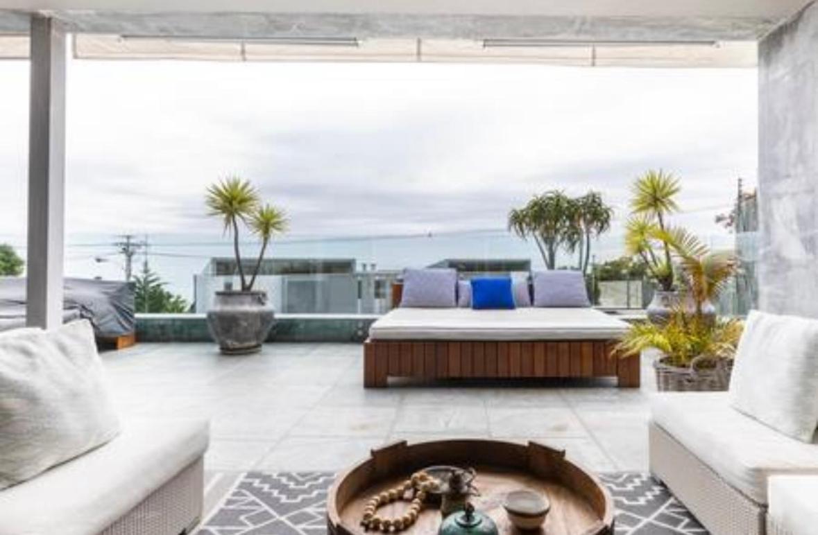 Appartement Ibiza In Modern, Luxury In Camps Bay Le Cap